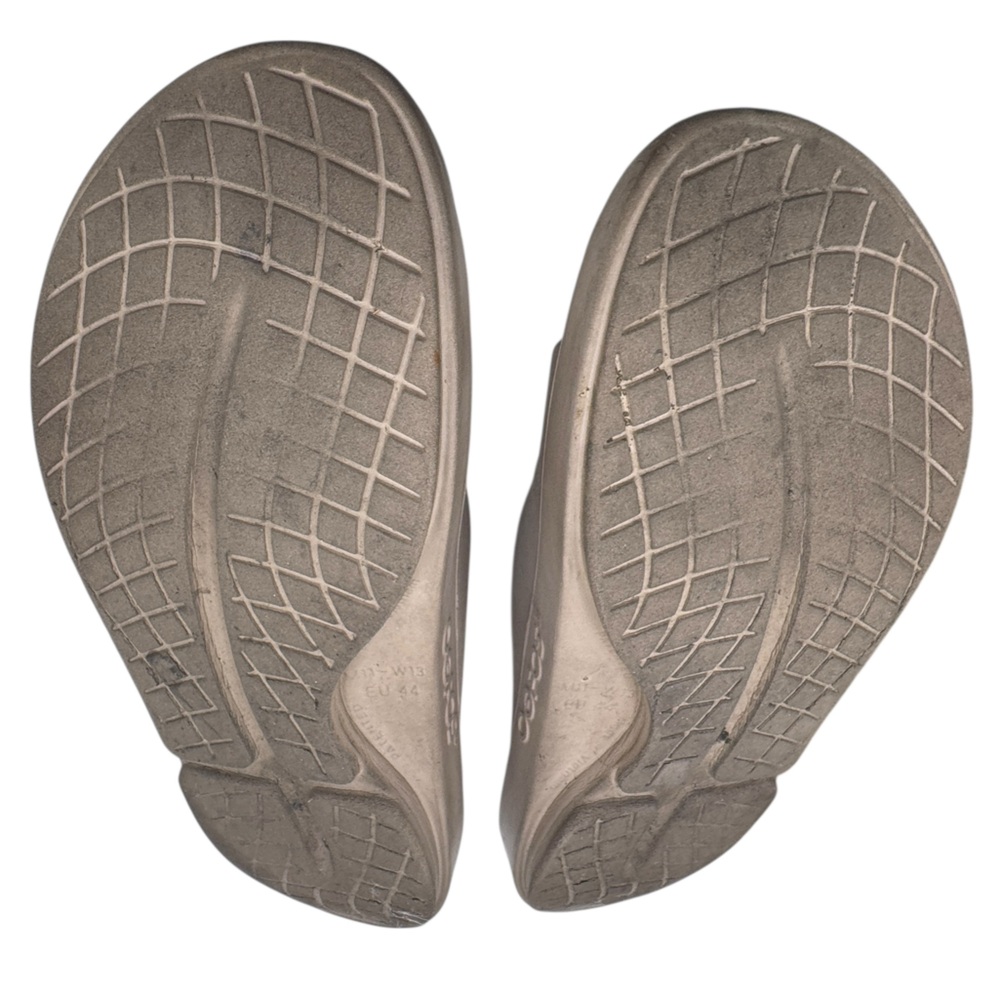 OOFOS Men's Gray Sandals - Size 11 - Picture 9 of 10